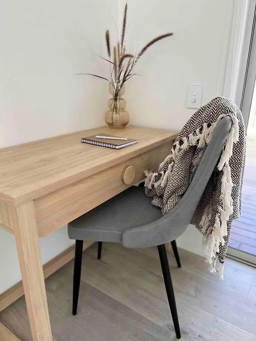 Modern Family Friendly Ipswich Home Bundamba Apartment